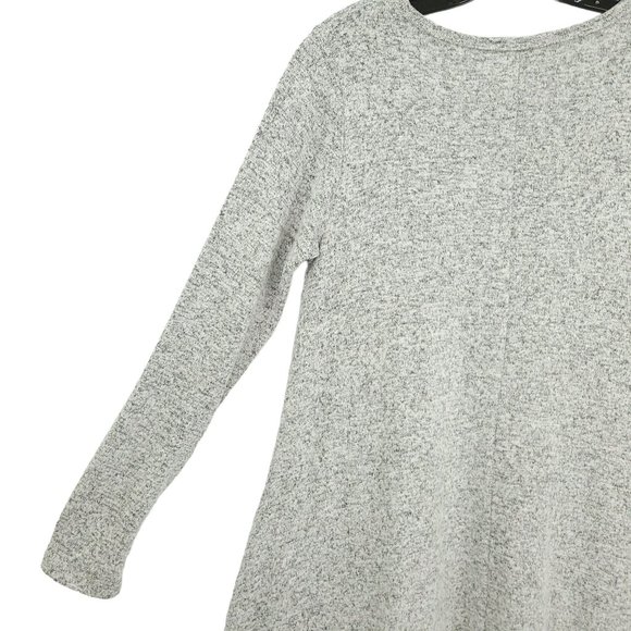 Lovely Souls Gray Knit Tunic Top Womens Size S Round Neck Long Sleeve Pockets - Picture 9 of 11